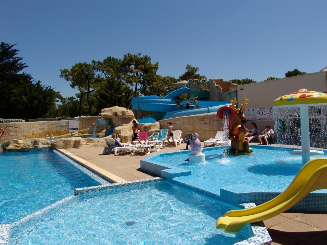Camping Le Clos Des Pins Hotel Saint-Hilaire-de-Riez Luaran gambar